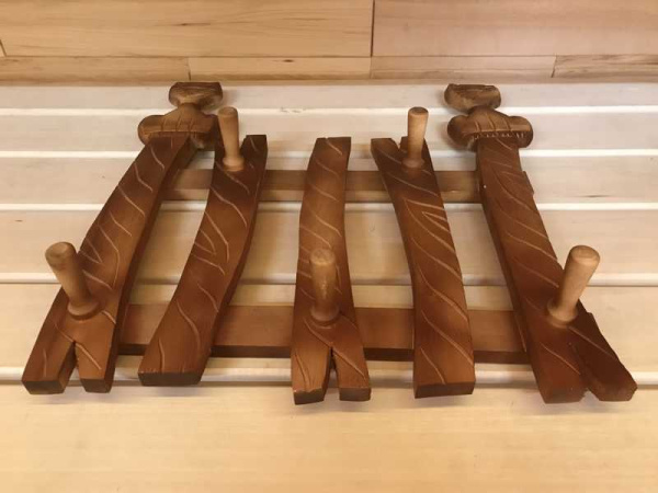 «Вешалка Кошки на заборе. Кавказская липа тонированная1» – 3